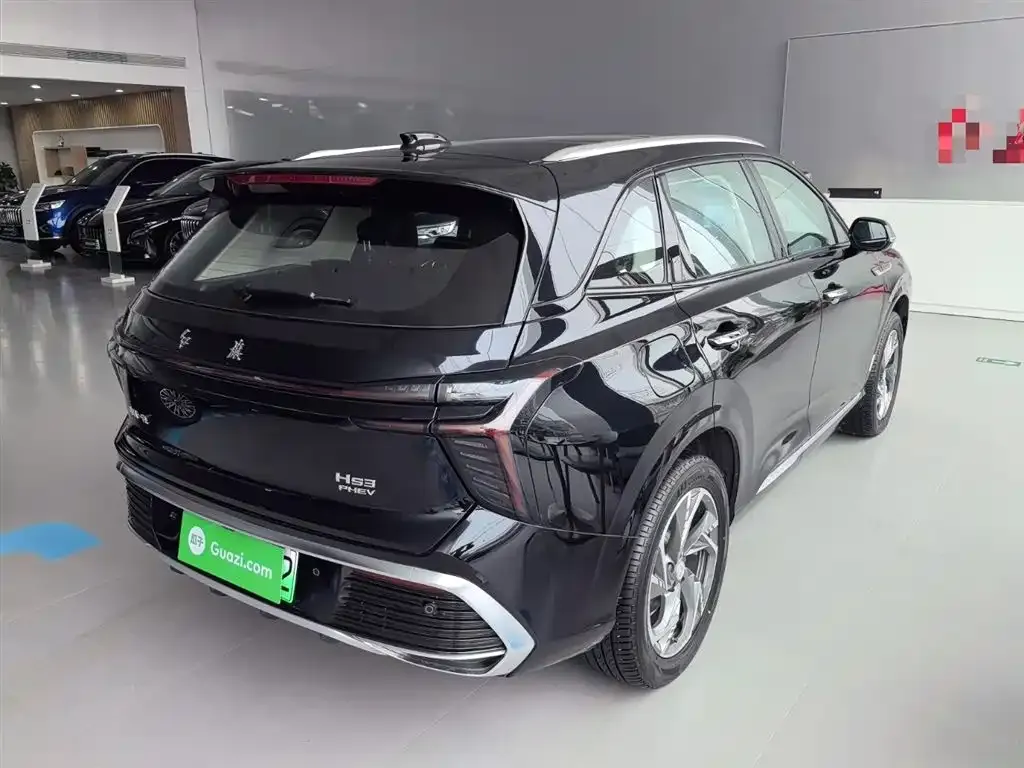 Hongqi HS3 PHEV — фото 7
