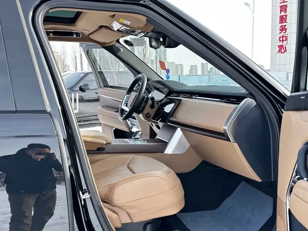 Land Rover Range Rover 2025 из CN, фото 10