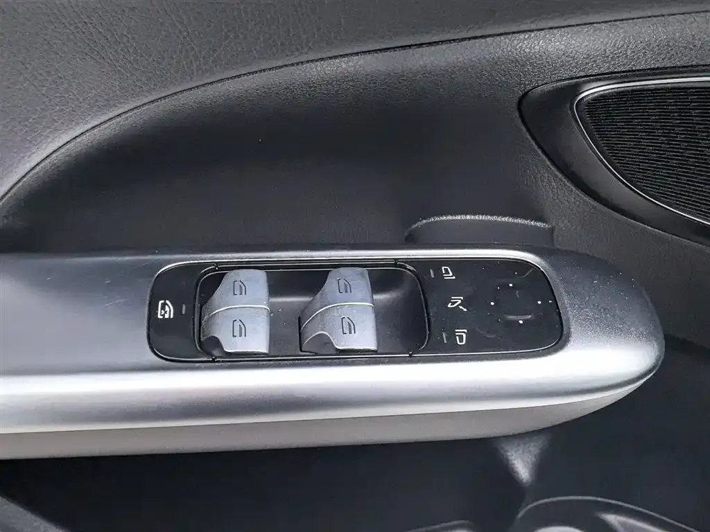 Mercedes-Benz C-Class 2022 из CN, фото 4