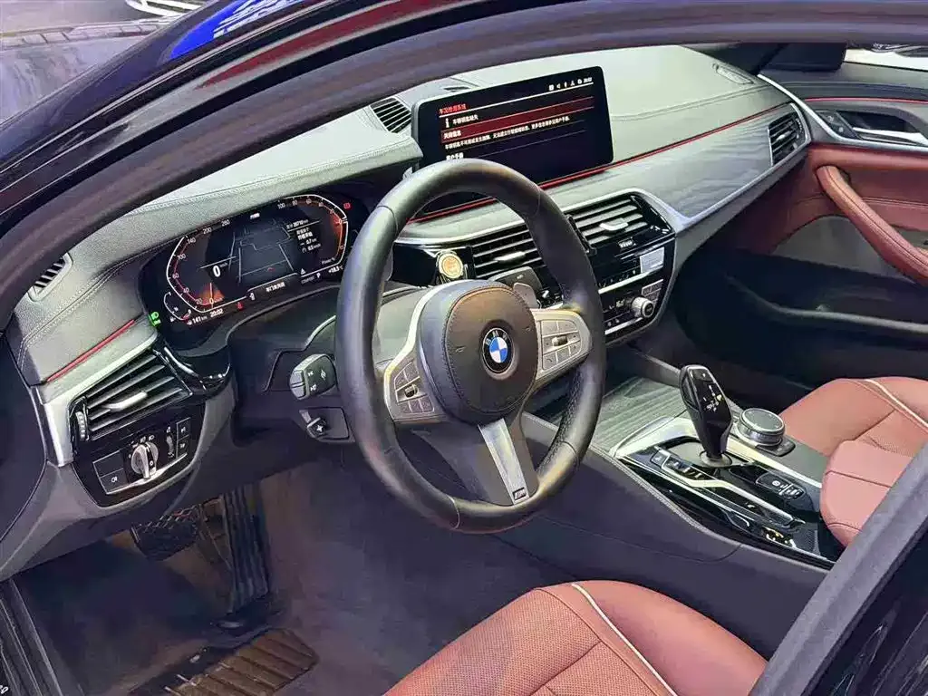 BMW 5 Series — фото 3