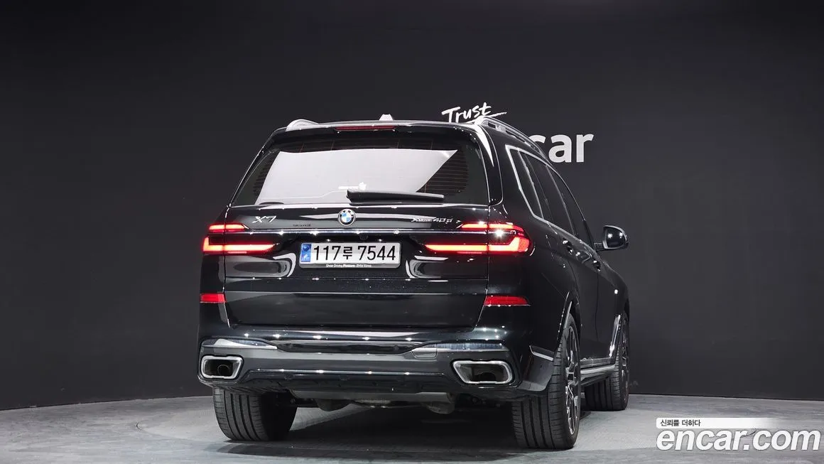 BMW X7 — фото 4