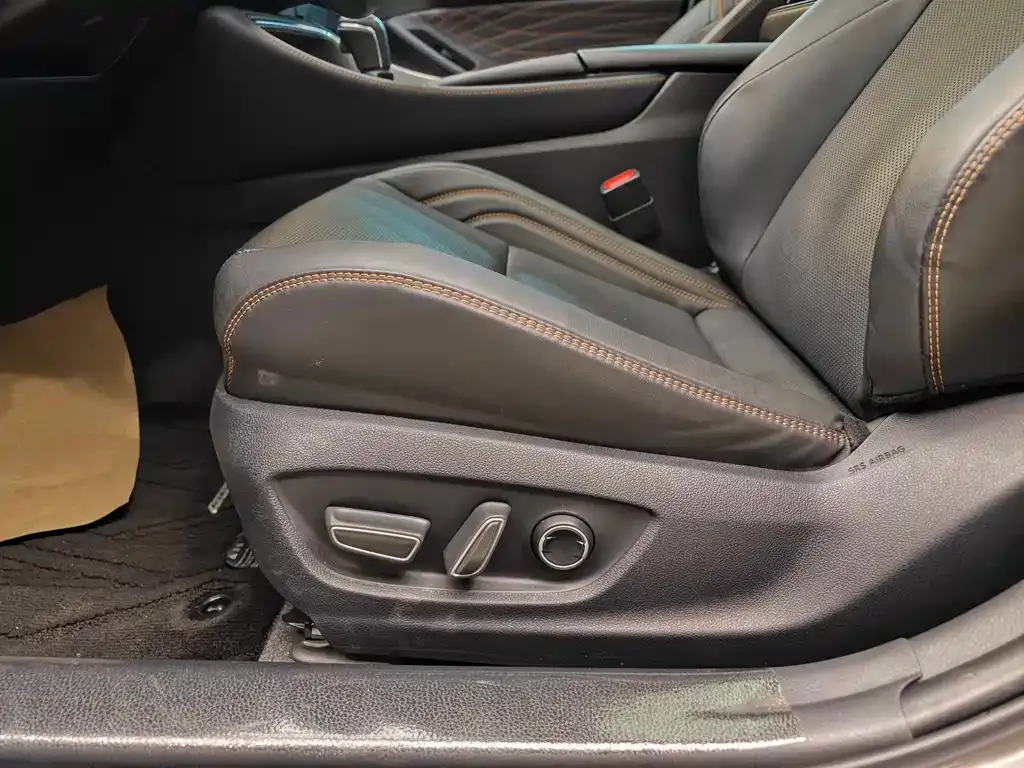 Toyota Avalon 2024 из CN, фото 10