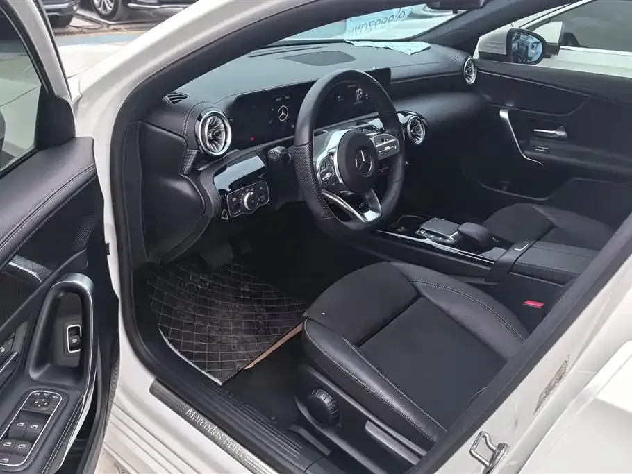 Mercedes-Benz A-Class 2022 из CN, фото 9