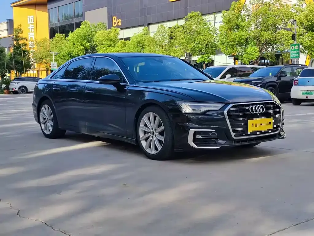 Audi A6L — фото 5