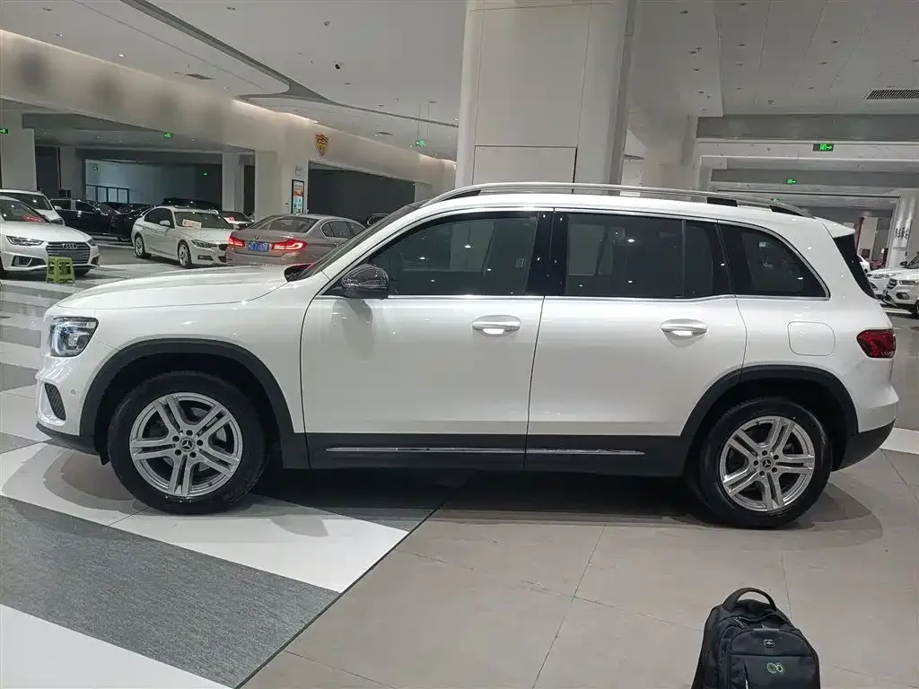 Mercedes-Benz GLB 2022 из CN, фото 9