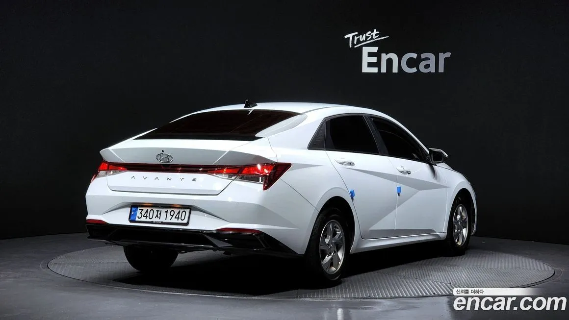 Hyundai AVANTE — фото 4
