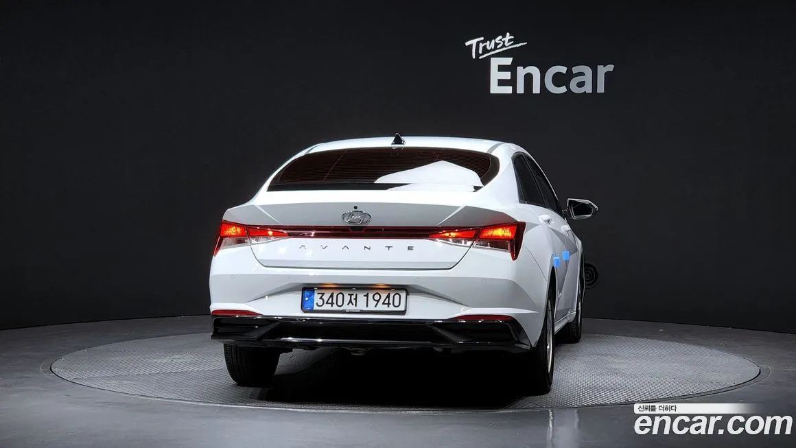 Hyundai AVANTE — фото 2