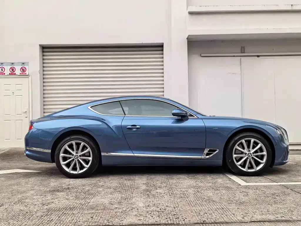 Bentley Continental — фото 8