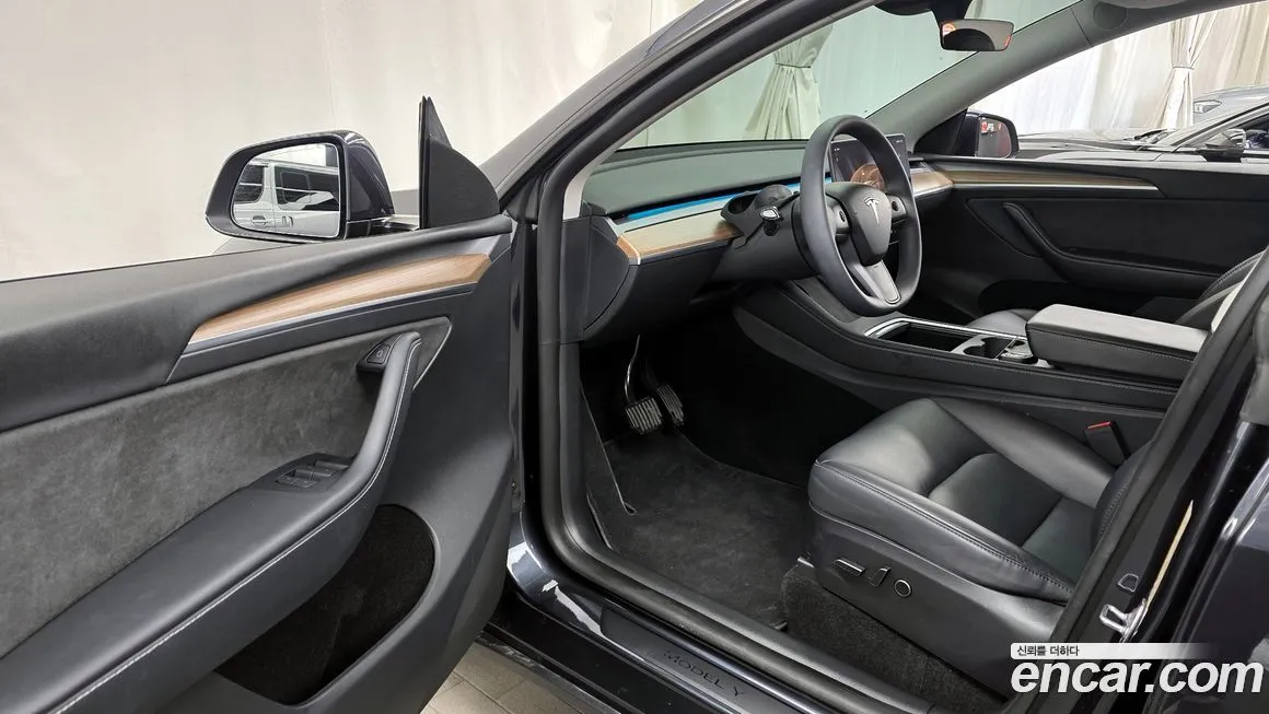 Tesla Model Y 2024 из KR, фото 10