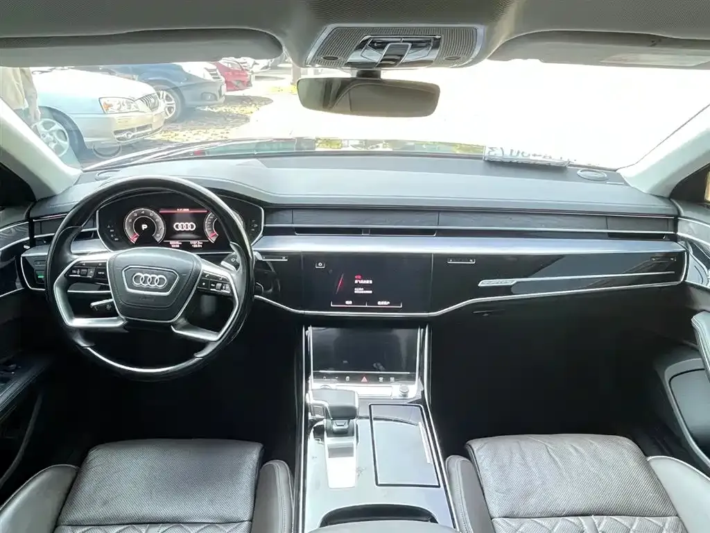 Audi A8 2024 из CN, фото 2