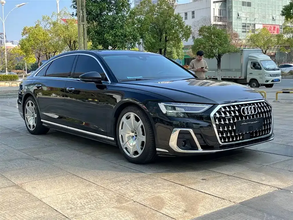 Audi A8 2024 из CN, фото 9