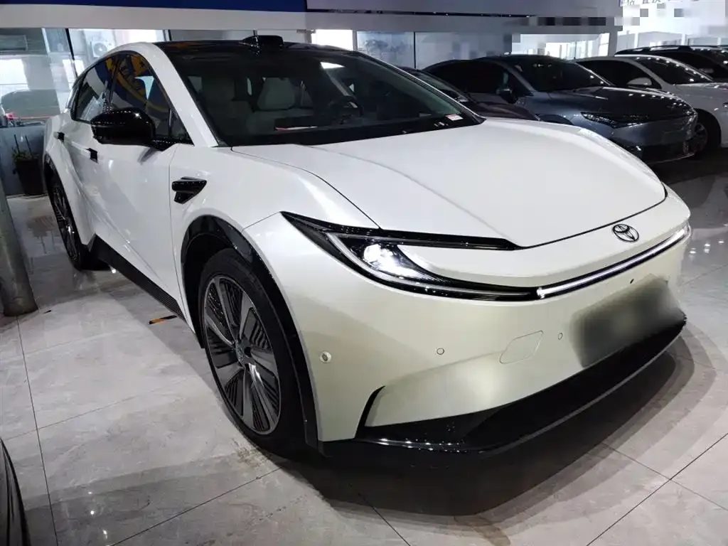 Toyota bZ5 2025 из CN, фото 4