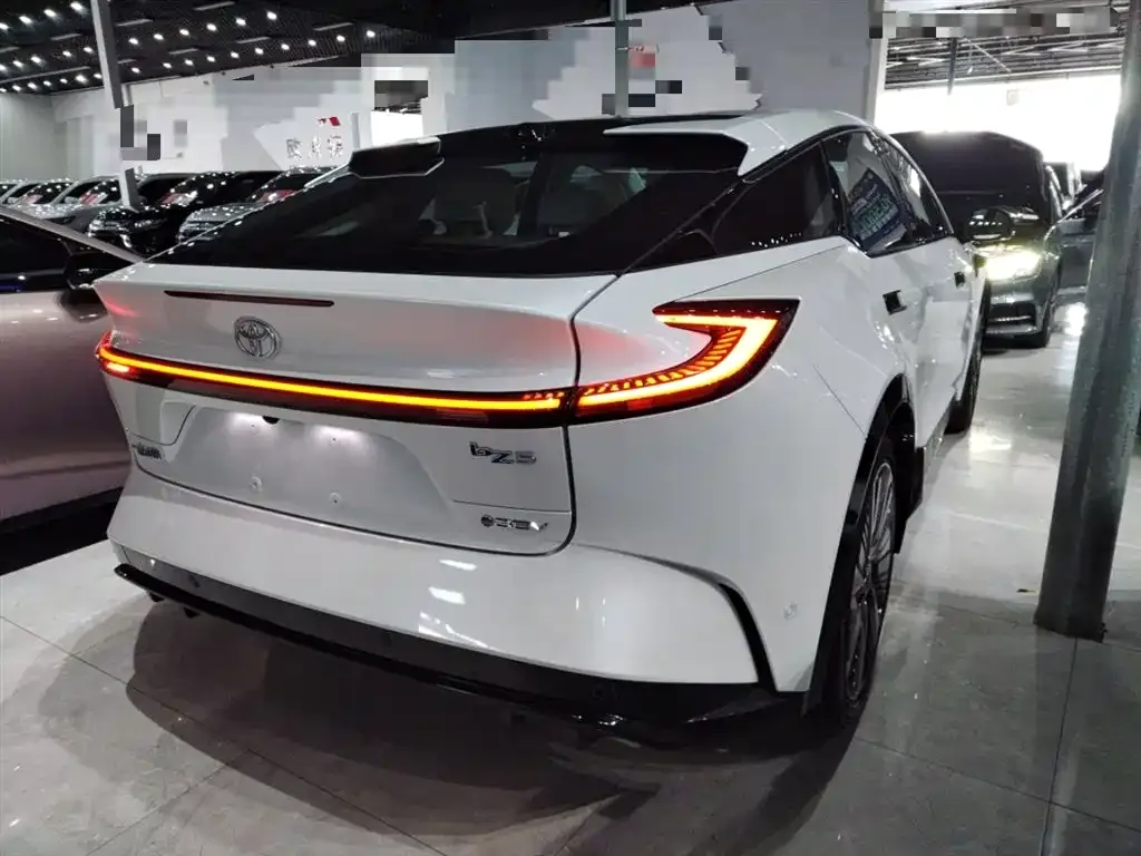 Toyota bZ5 2025 из CN, фото 7