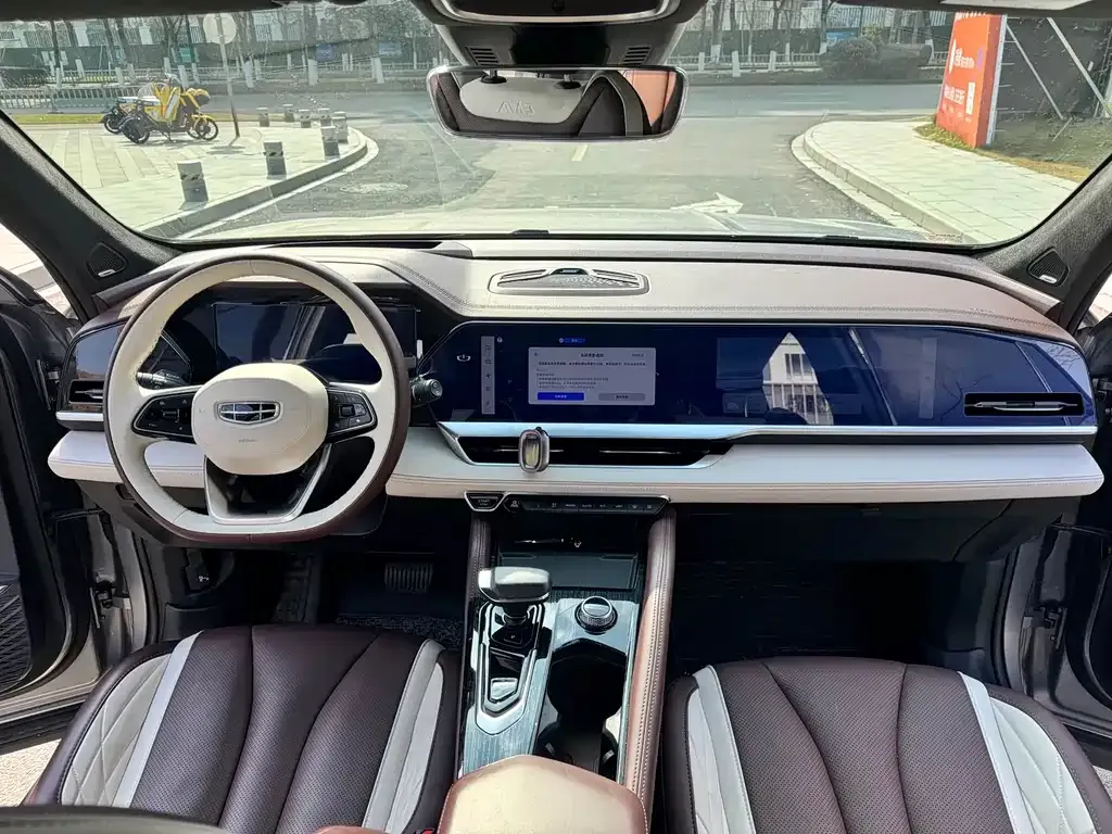 Geely Xingyue L 2021 из CN, фото 3