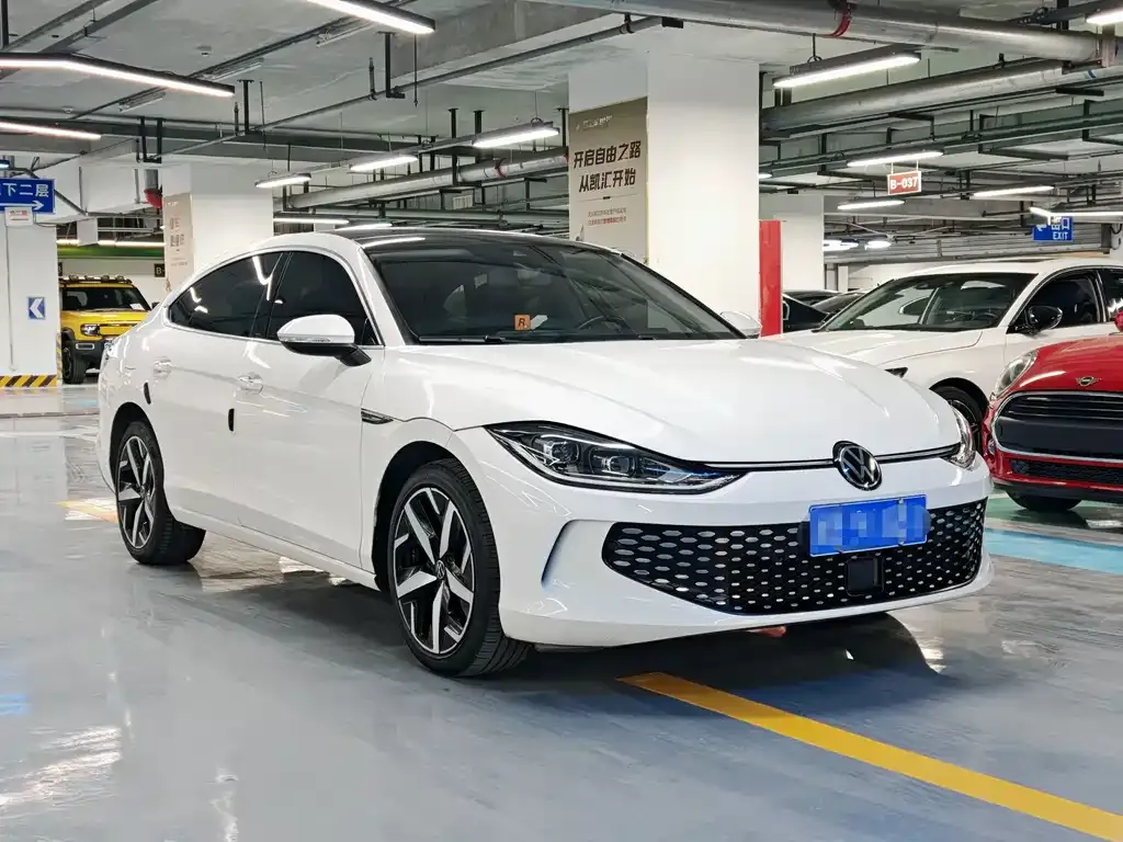 Volkswagen Lamando 2023 из CN, фото 8