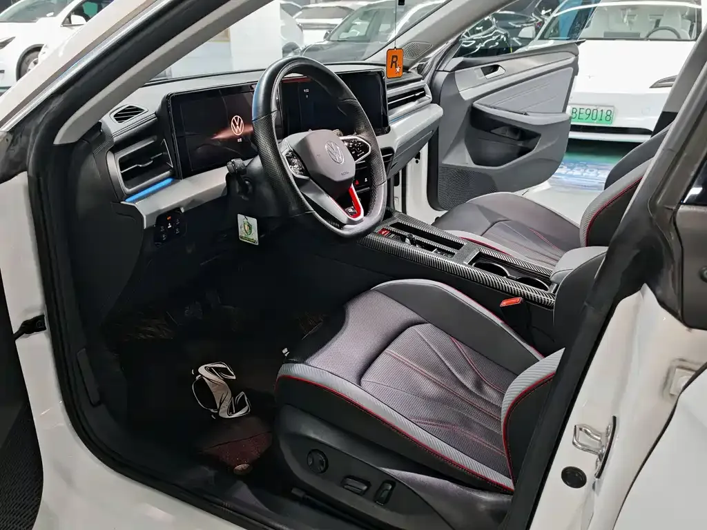 Volkswagen Lamando 2023 из CN, фото 5