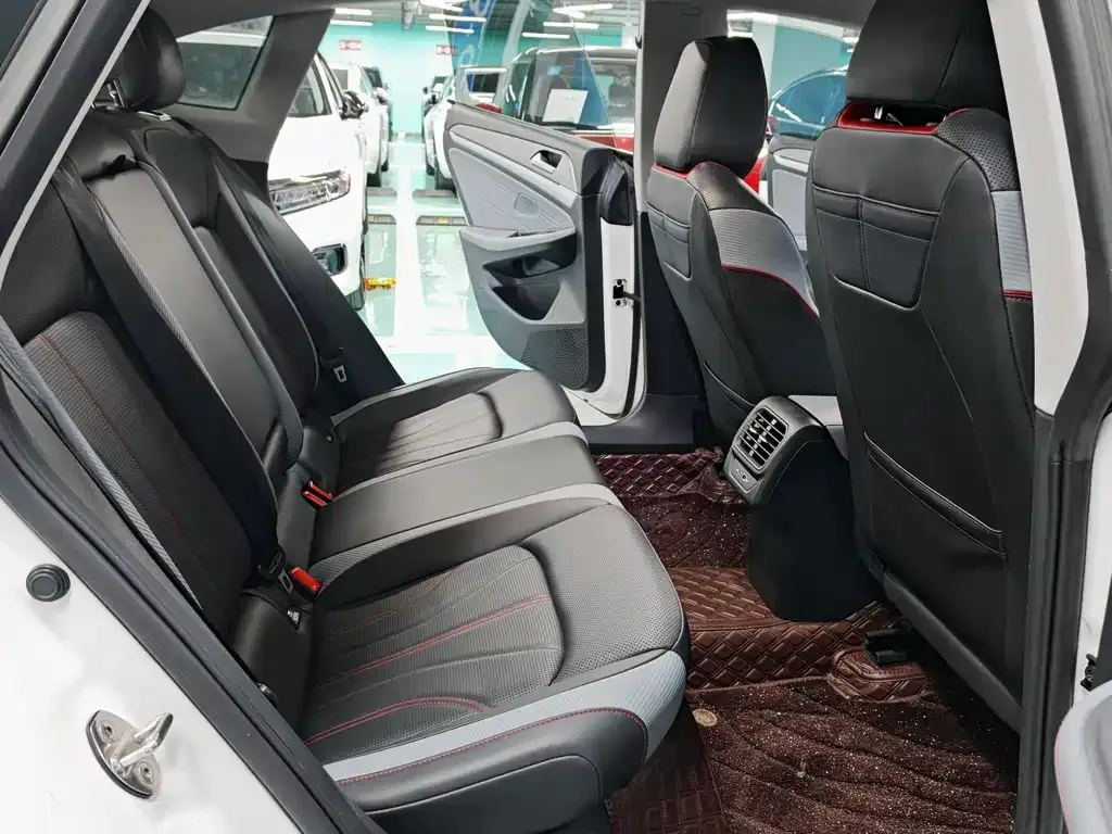 Volkswagen Lamando 2023 из CN, фото 6