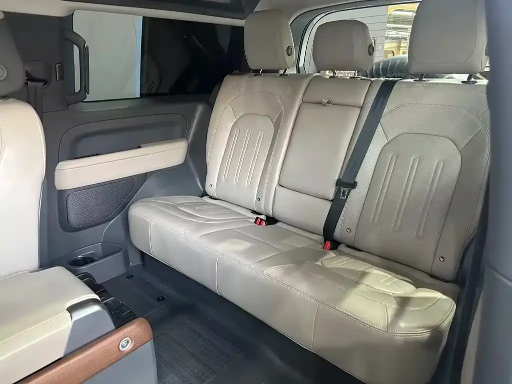 Land Rover Defender 2022 из CN, фото 8
