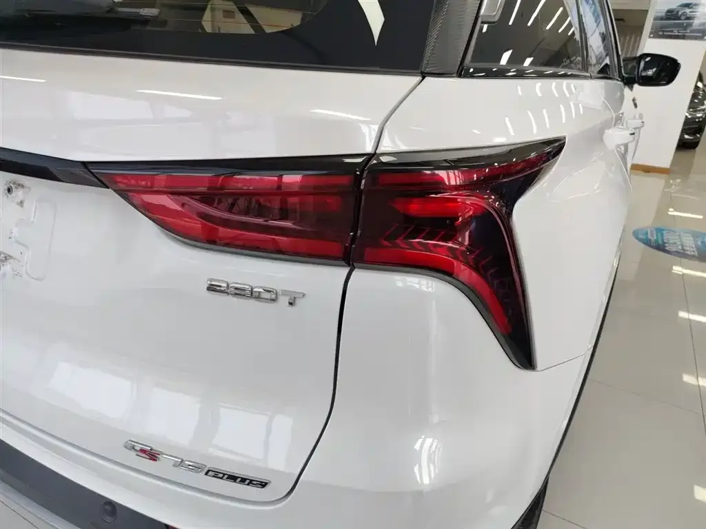 Changan CS75PLUS 2022 из CN, фото 2
