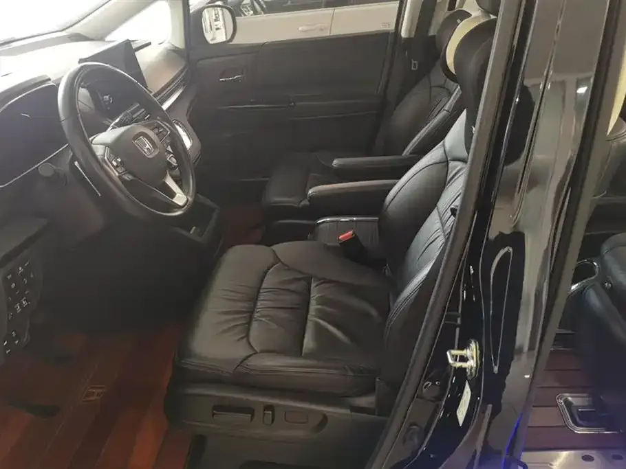 Honda Odyssey 2022 из CN, фото 2