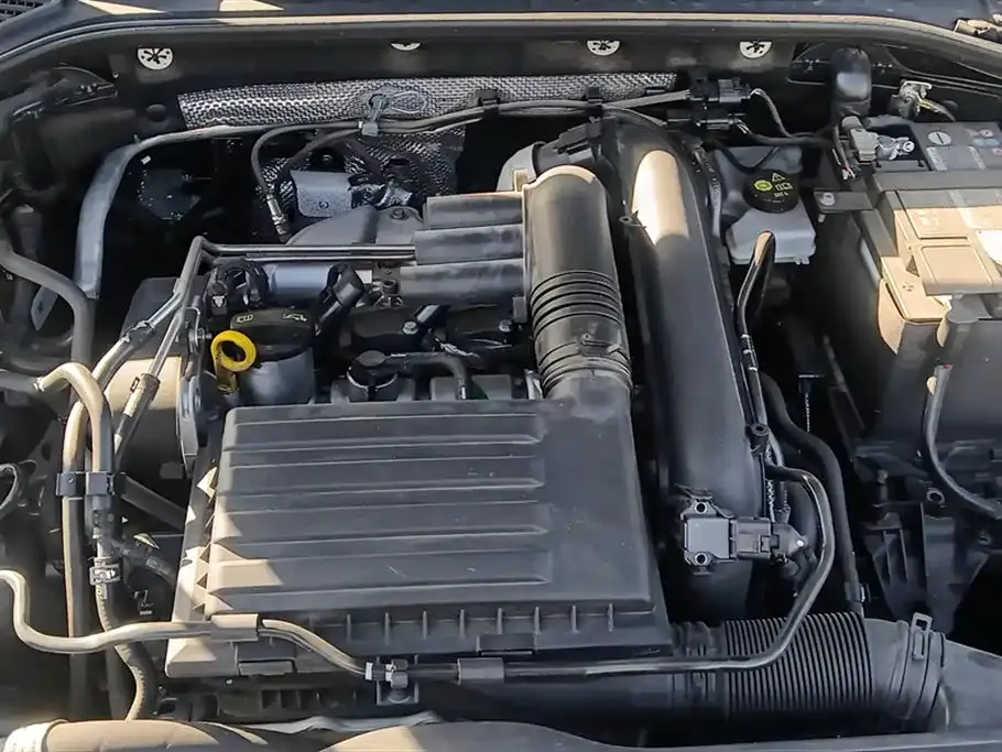 Volkswagen Passat 2023 из CN, фото 10