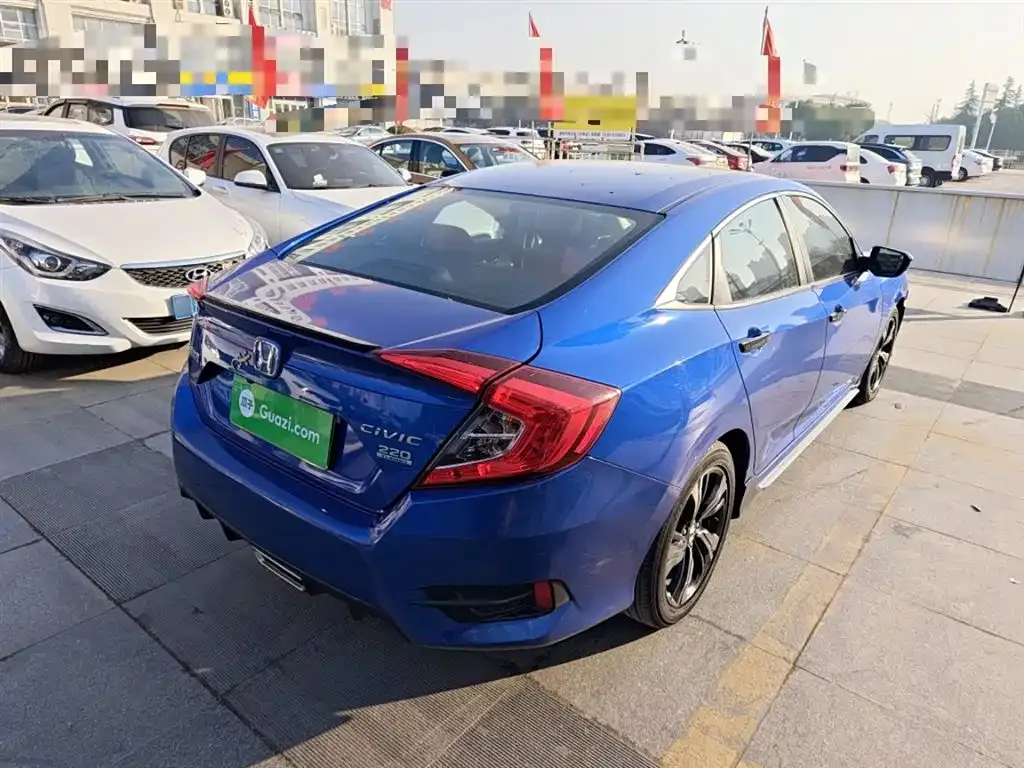Honda Civic — фото 7