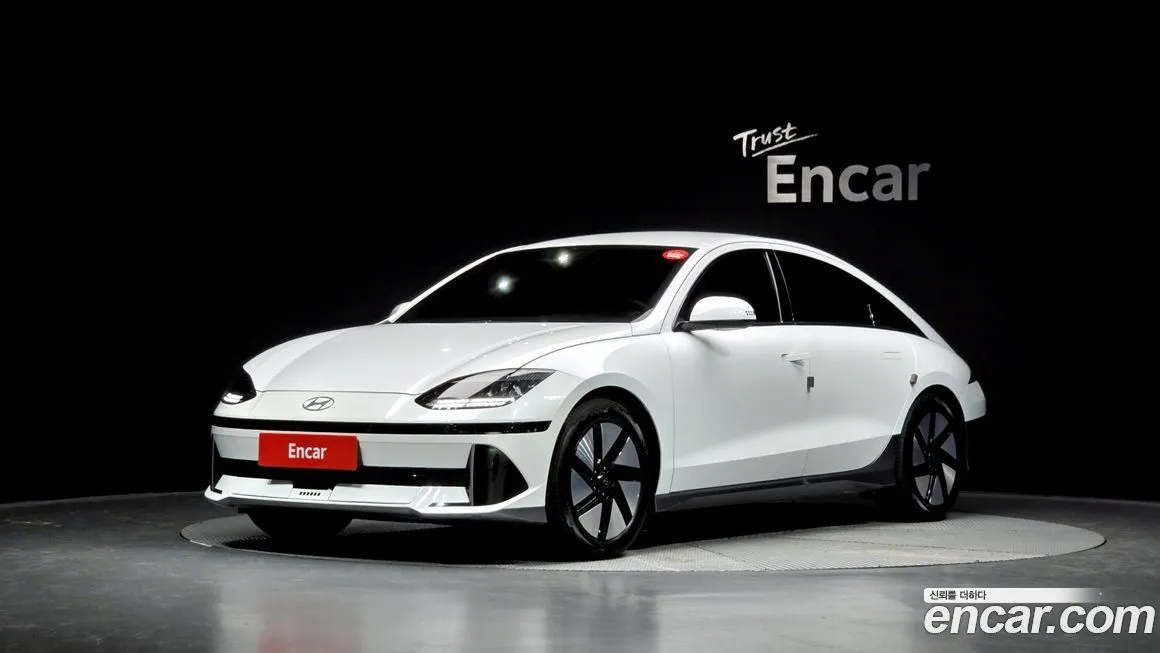 Hyundai Ioniq6 — фото 1