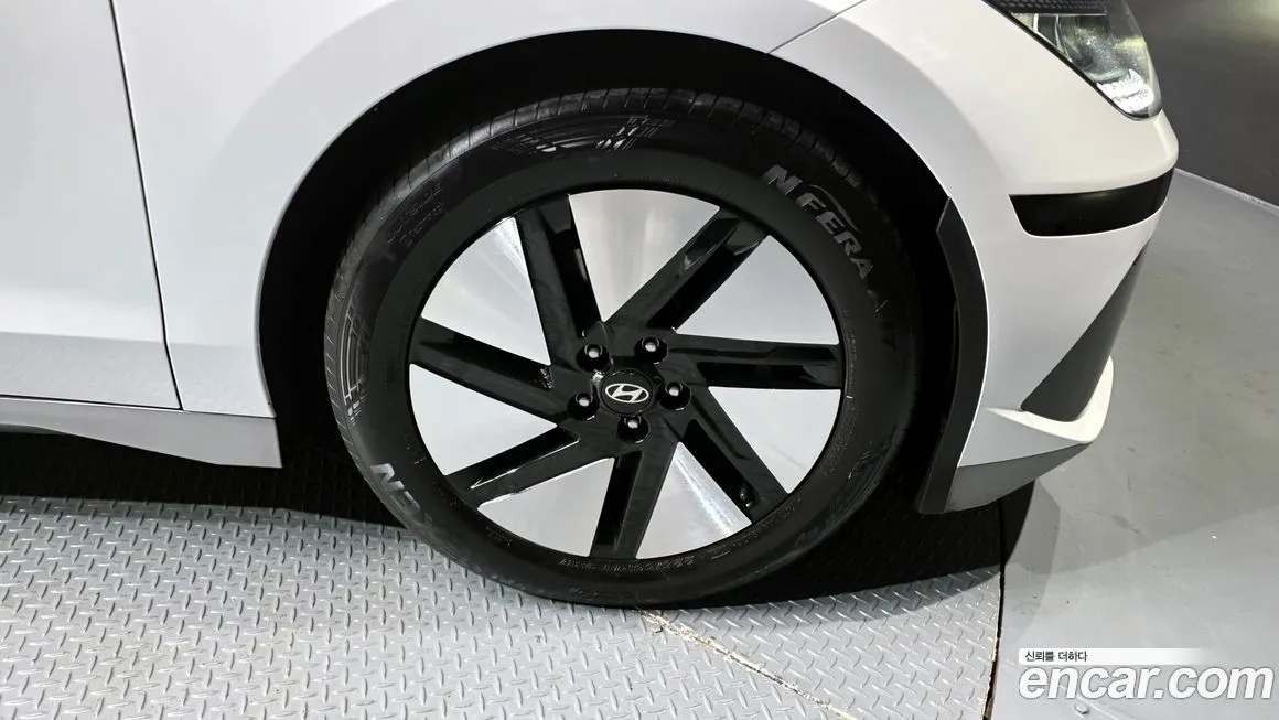 Hyundai Ioniq6 — фото 8