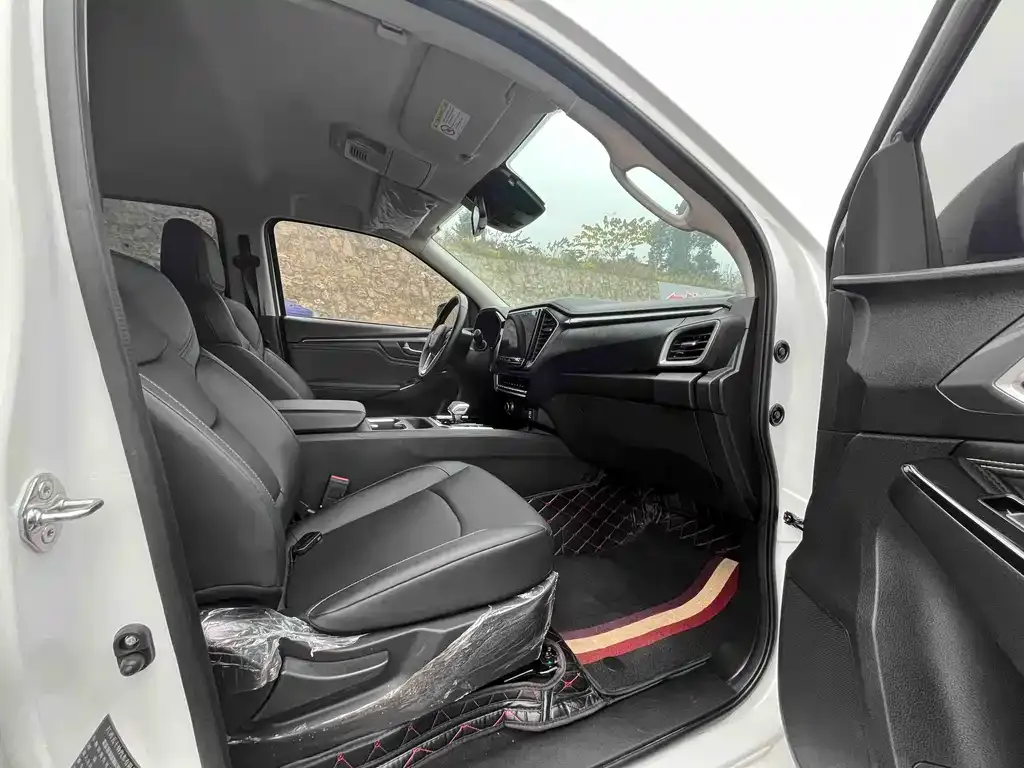 Isuzu Lingtuo 2024 из CN, фото 6
