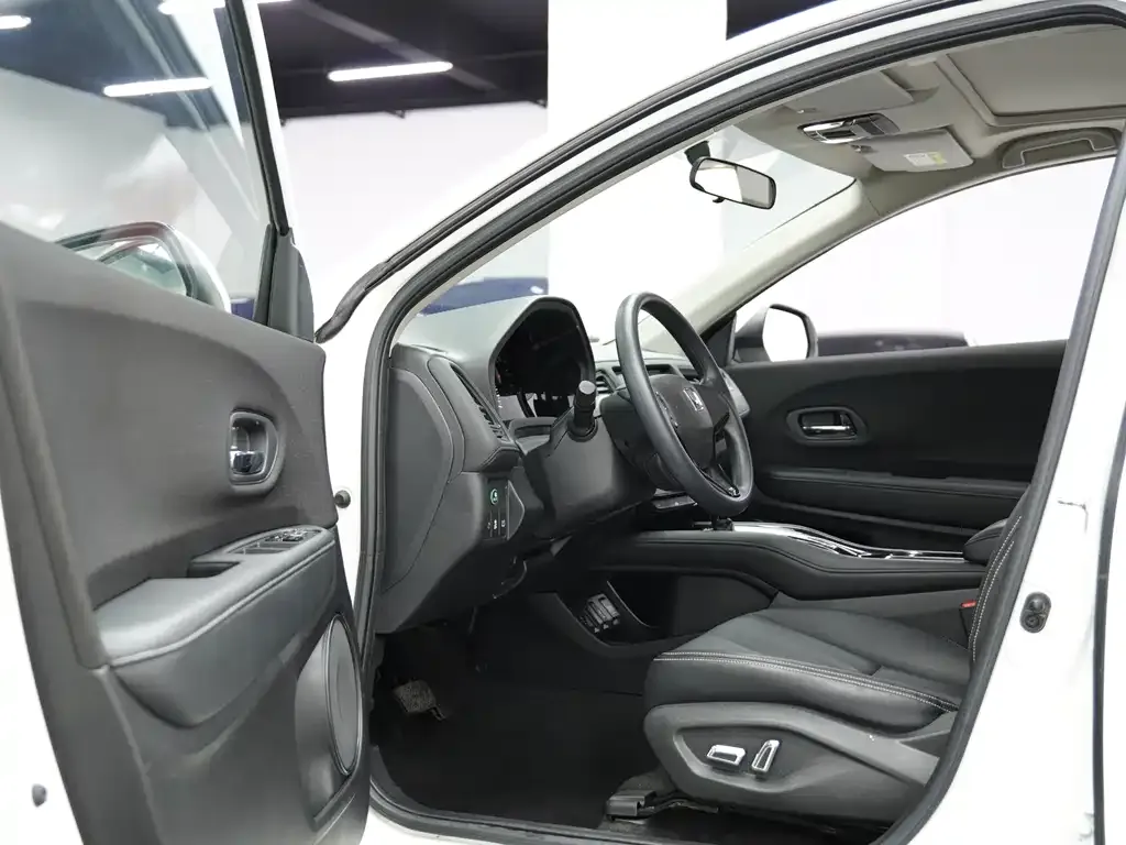Honda Vezel 2022 из CN, фото 4