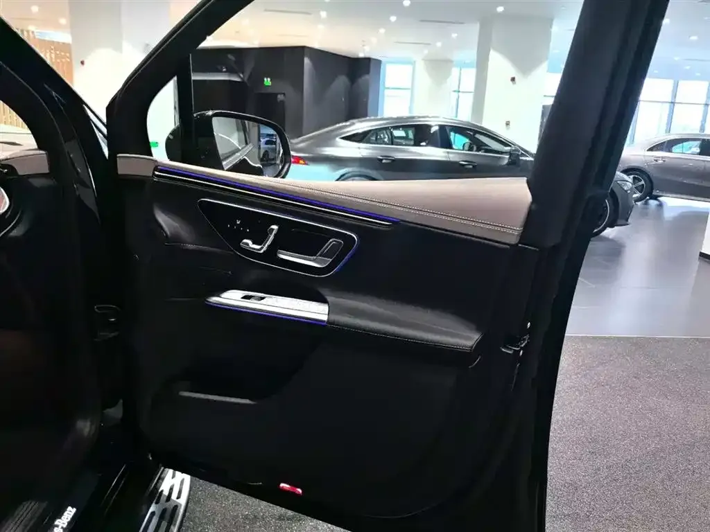Mercedes-Benz EQE SUV 2025 из CN, фото 2