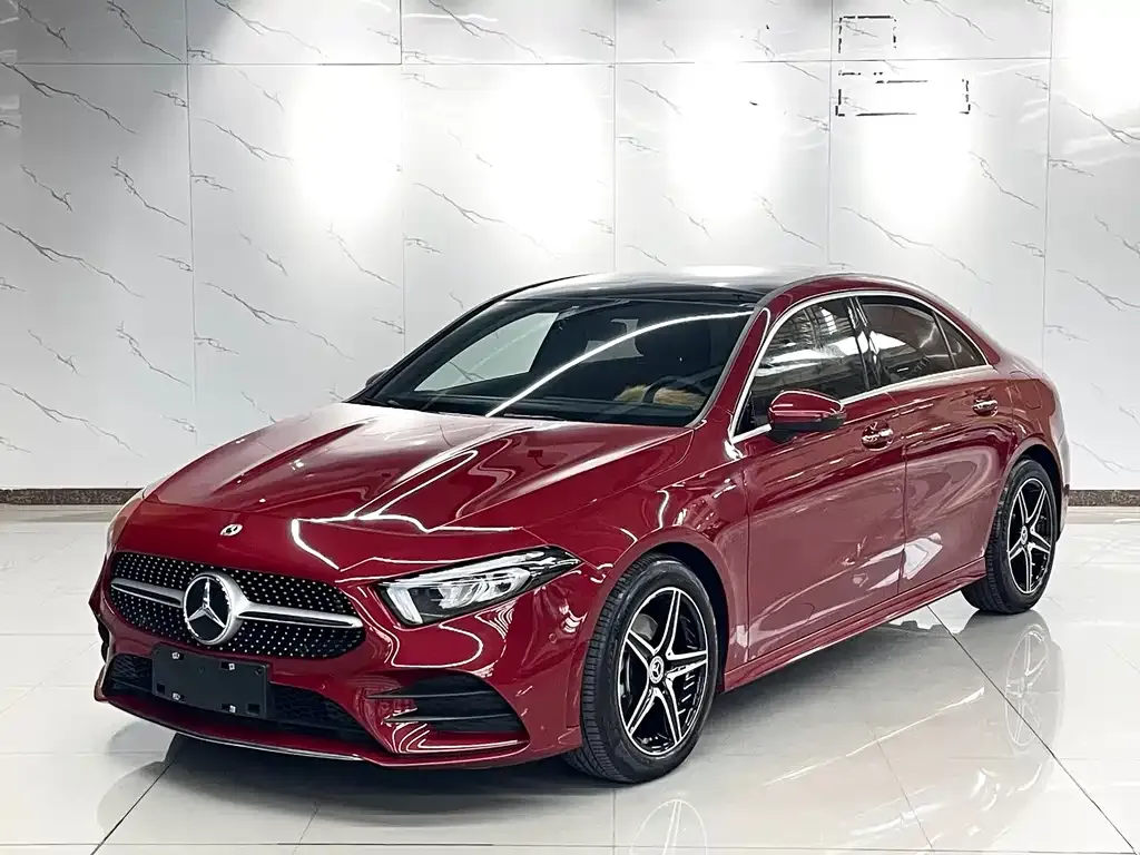Mercedes-Benz A-Class — фото 1