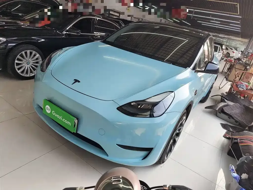 Tesla Model Y — фото 6