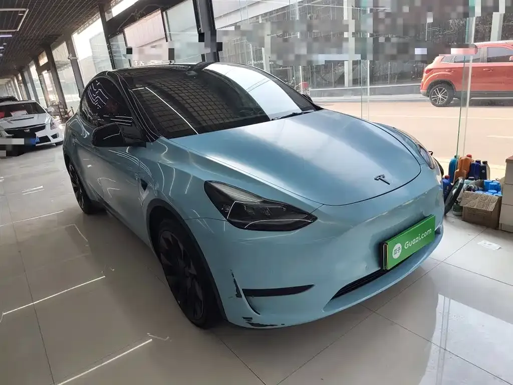 Tesla Model Y — фото 7