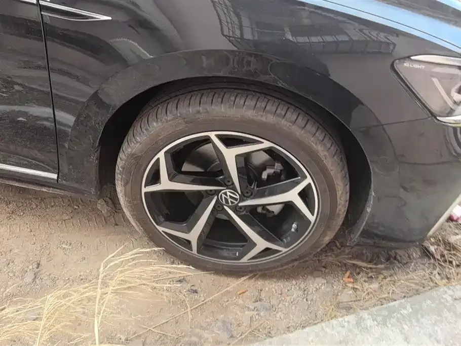 Volkswagen Passat 2024 из CN, фото 6