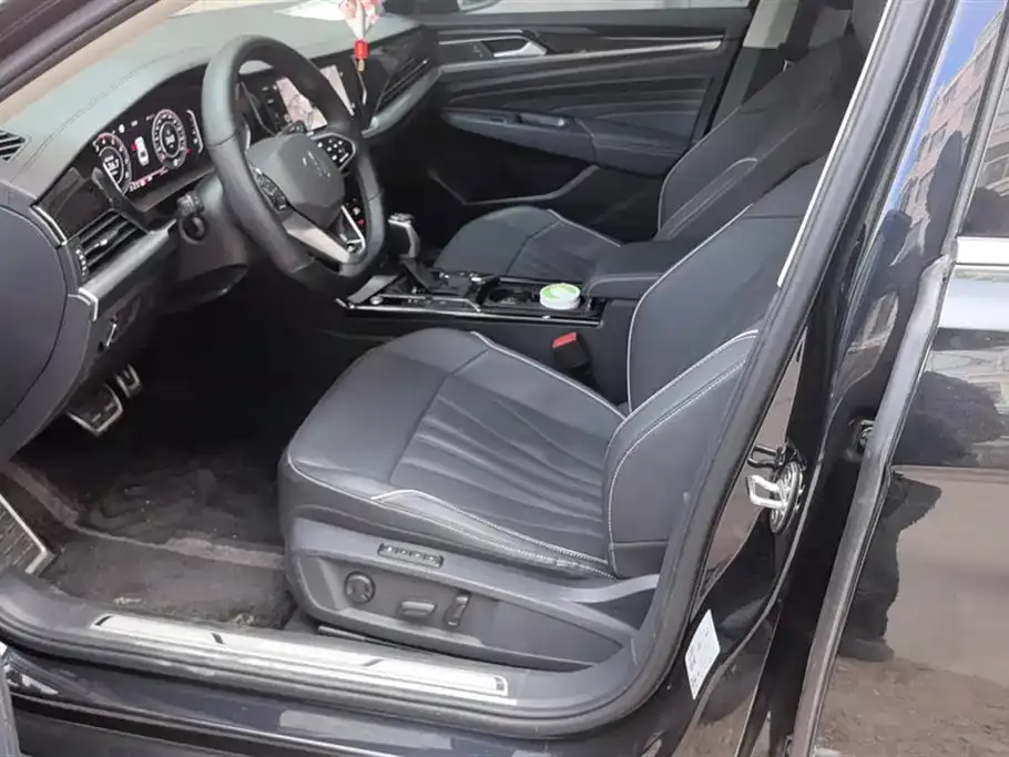 Volkswagen Passat 2024 из CN, фото 9