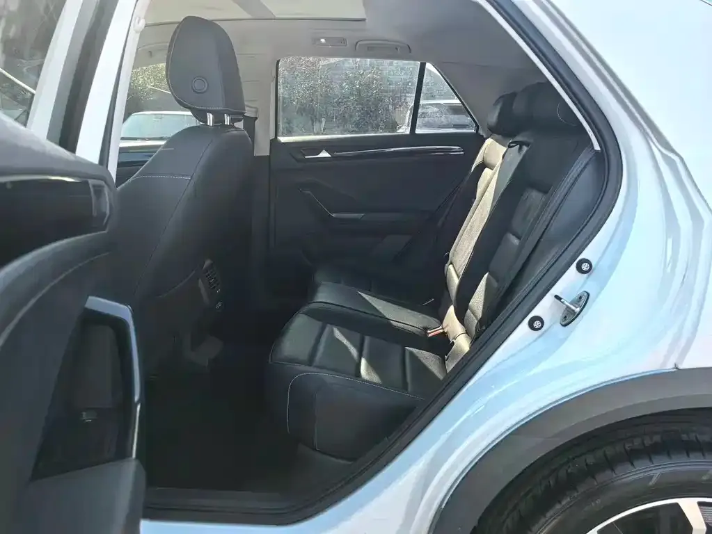 Volkswagen T-Roc 2022 из CN, фото 6