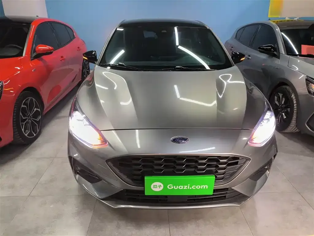 Ford Focus 2022 из CN, фото 7