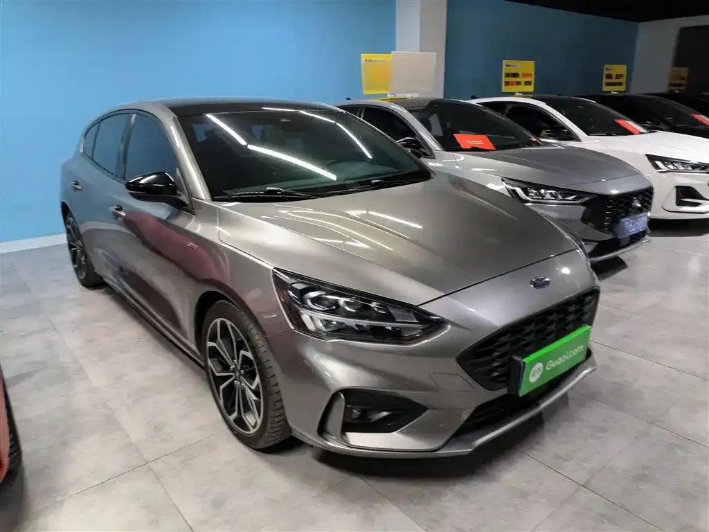 Ford Focus 2022 из CN, фото 3