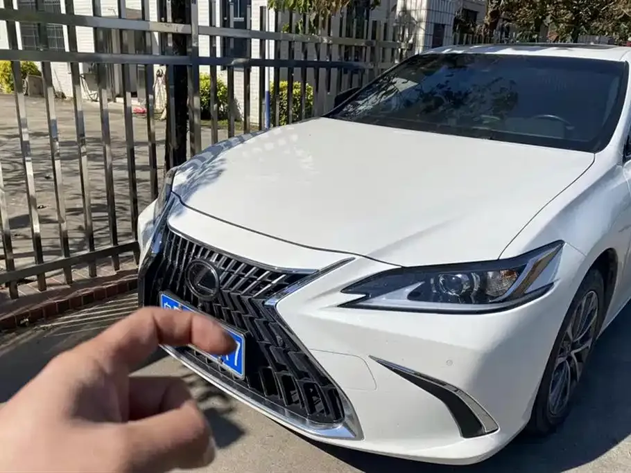 Lexus ES 2022 из CN, фото 9
