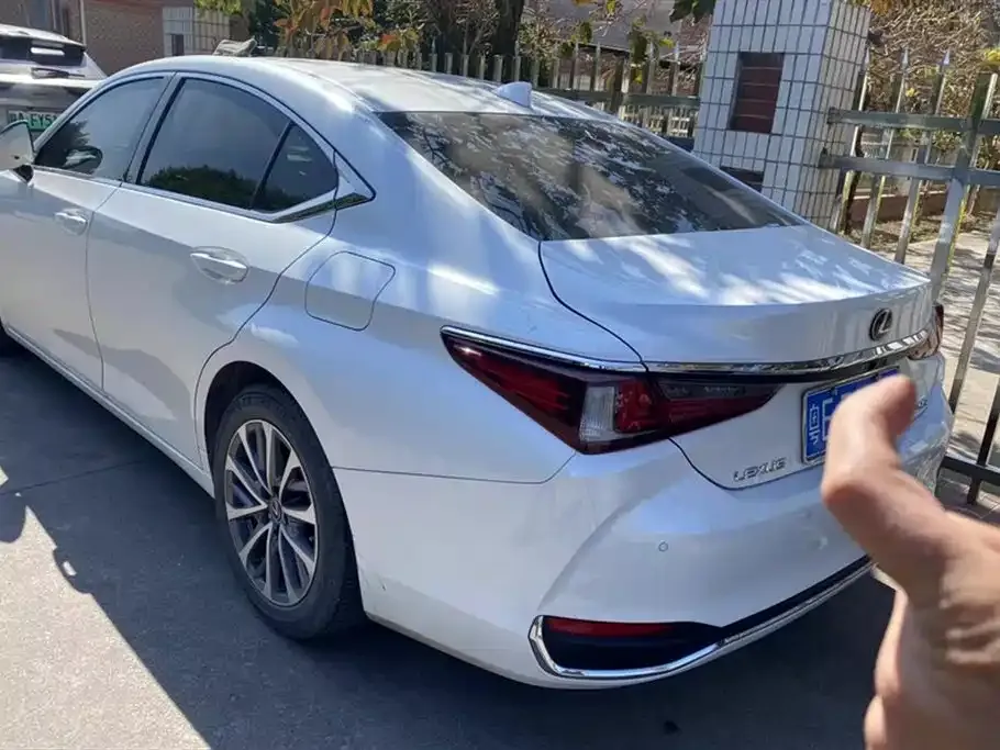 Lexus ES 2022 из CN, фото 6
