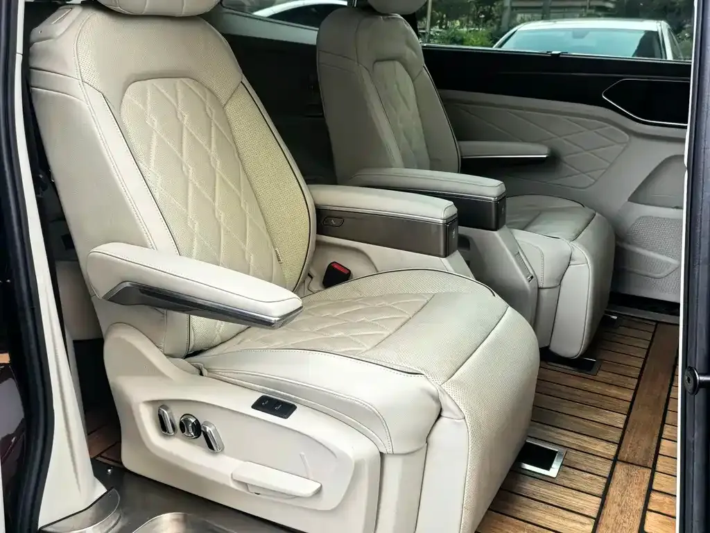 Volkswagen Viloran 2022 из CN, фото 7