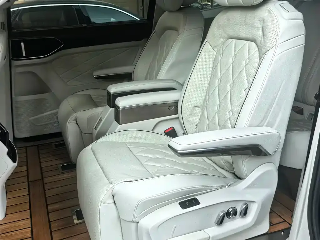 Volkswagen Viloran 2022 из CN, фото 3