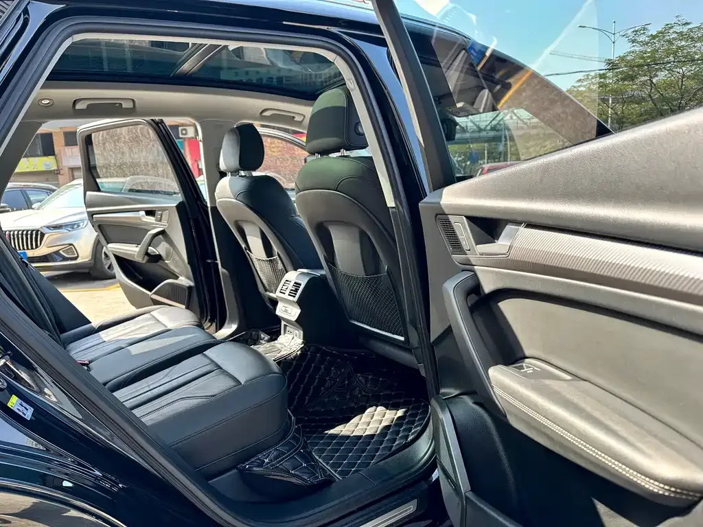 Audi Q5L 2021 из CN, фото 3