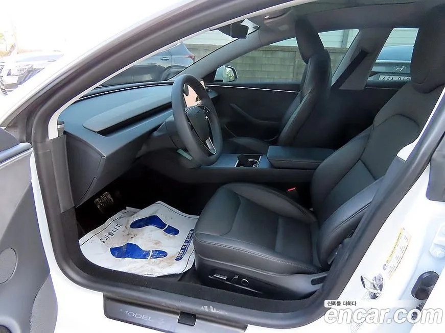 Tesla Model 3 2024 из KR, фото 5