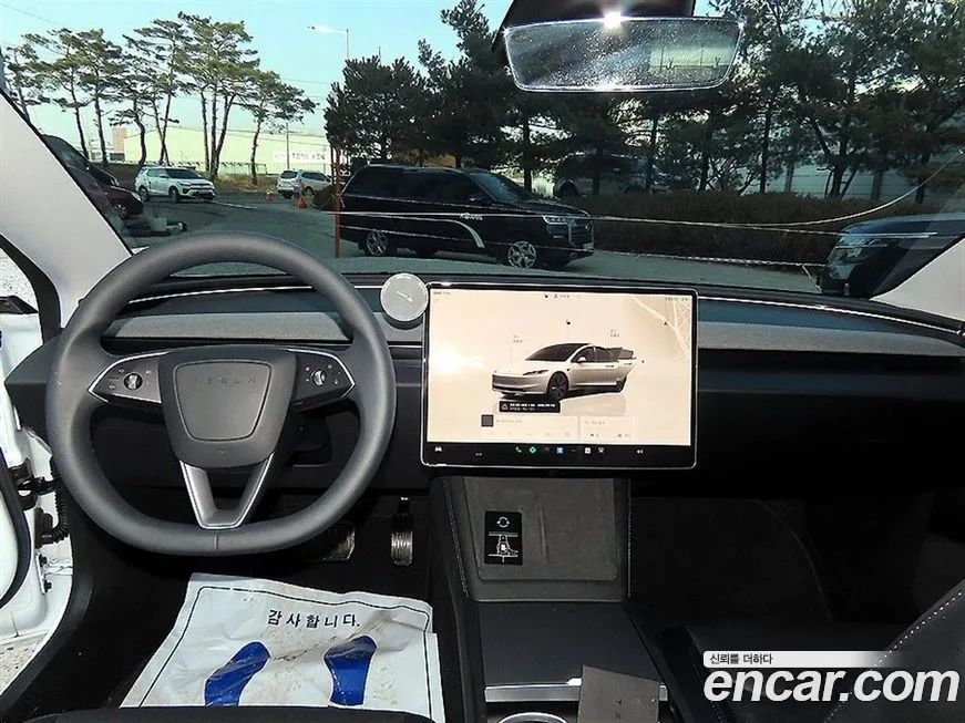 Tesla Model 3 2024 из KR, фото 9