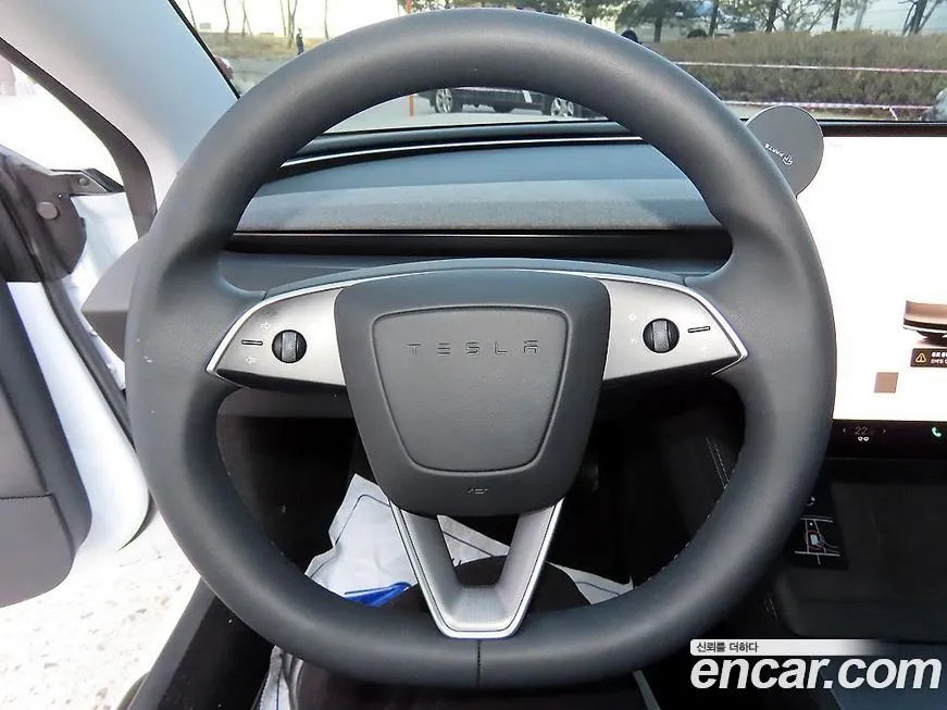 Tesla Model 3 2024 из KR, фото 10