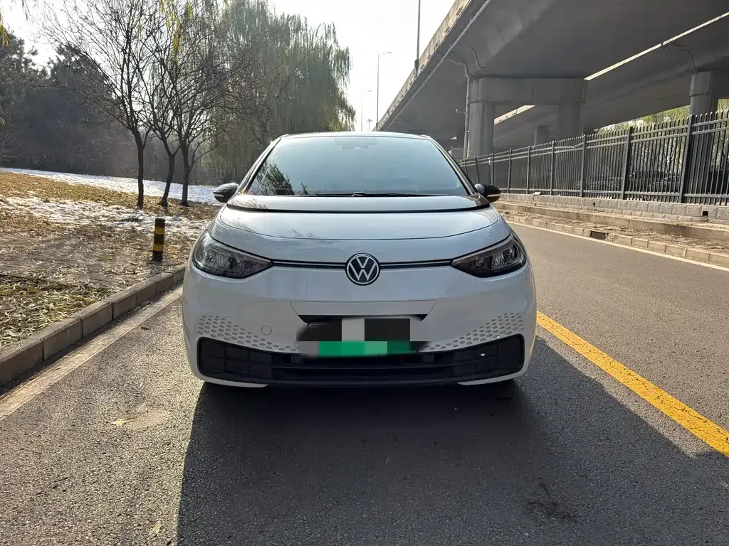 Volkswagen ID.3 2023 из CN, фото 1
