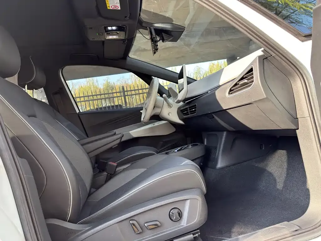 Volkswagen ID.3 2023 из CN, фото 10