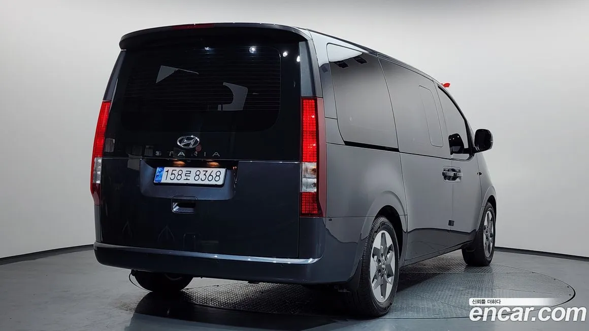 Hyundai Staria 2023 из KR, фото 2